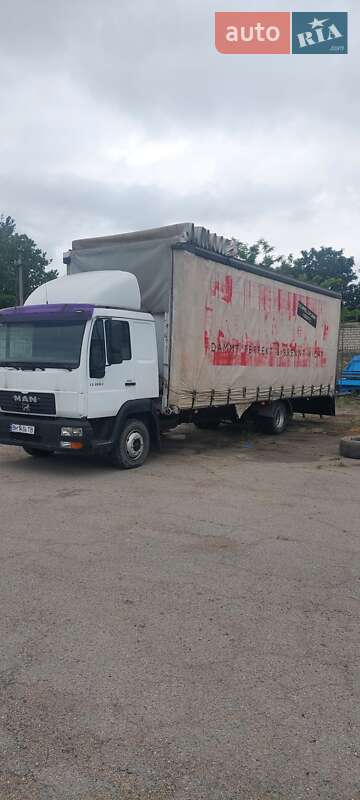 Тентованый MAN 12.220