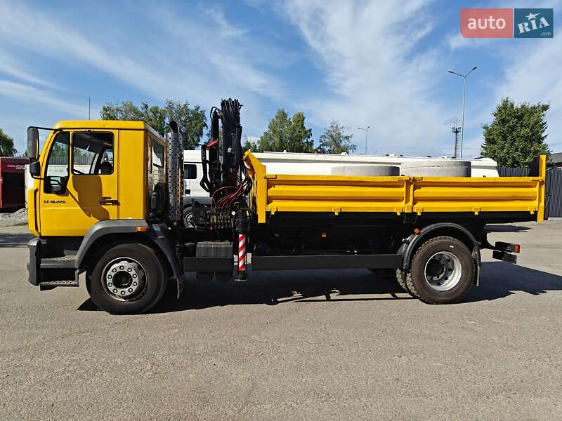 Самосвал MAN 18.220
