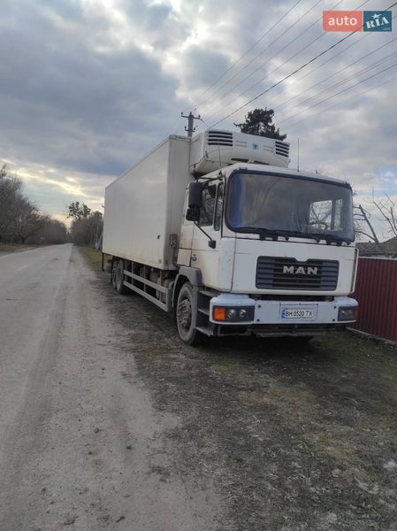 Рефрижератор MAN 18.224