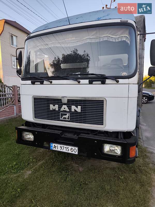 Тентований MAN 18.232