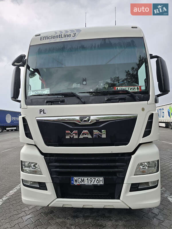 Тягач MAN 18.463