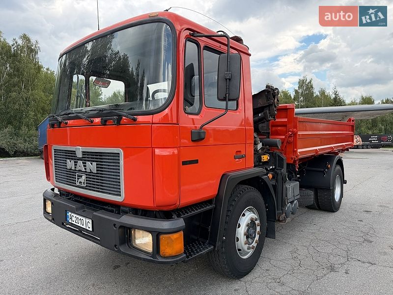 Самоскид MAN 18