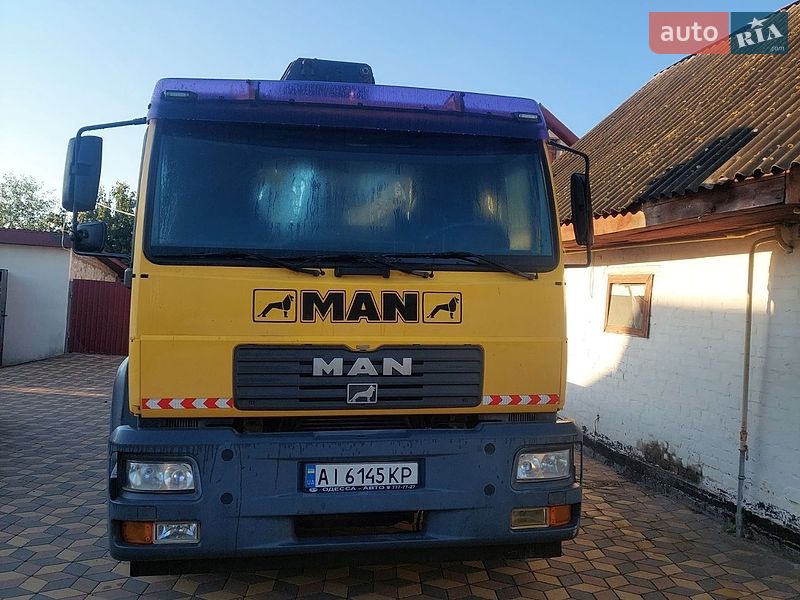 MAN 18