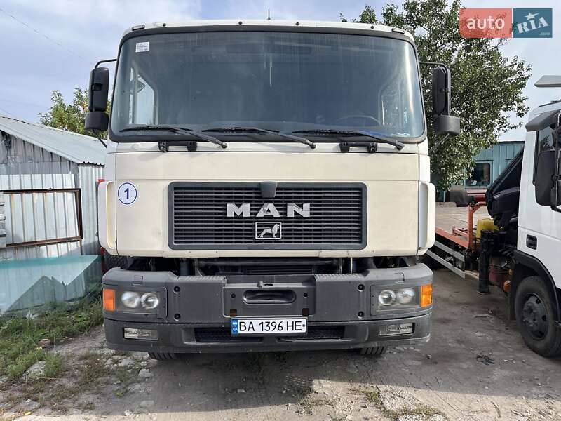 Кран-маніпулятор MAN 26.372