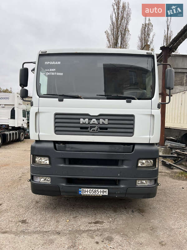 Тягач MAN 26.410