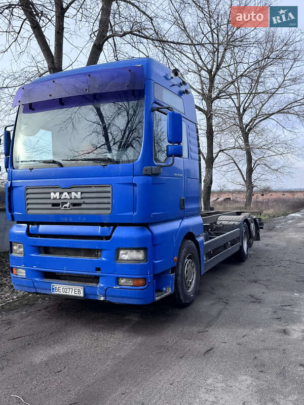 Контейнеровоз MAN 26.410