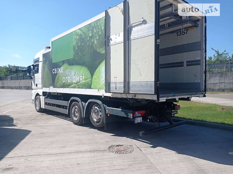 Рефрижератор MAN 26.440