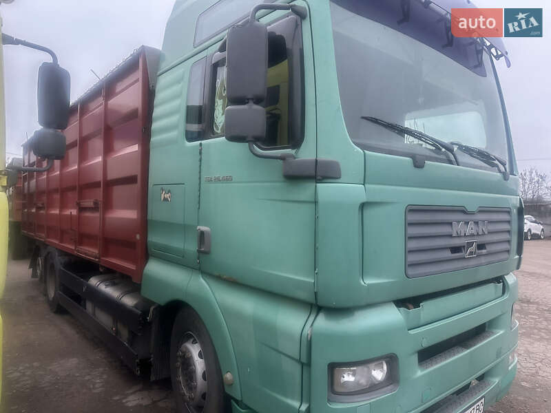 Контейнеровоз MAN 26.460