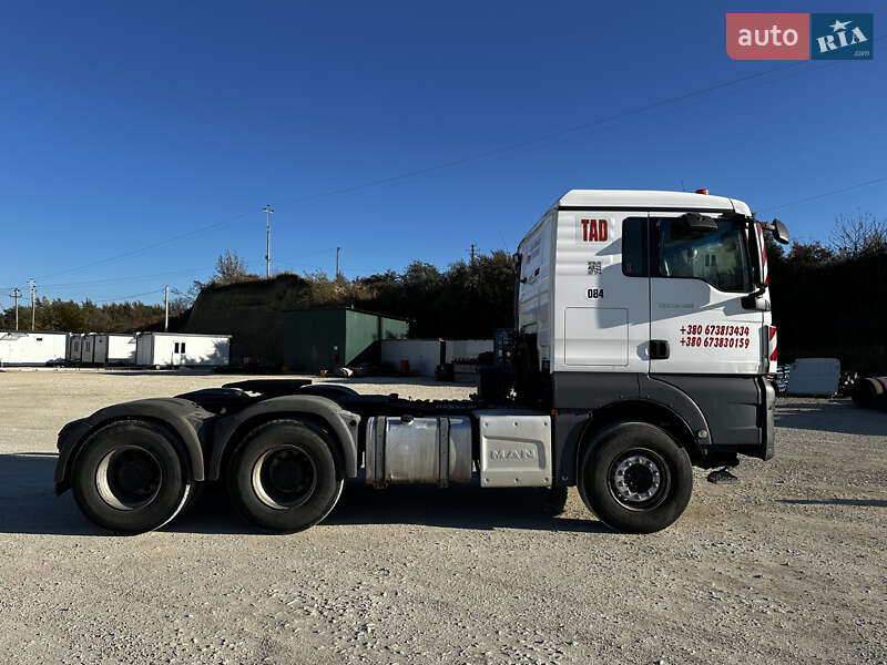 Тягач MAN 26.530