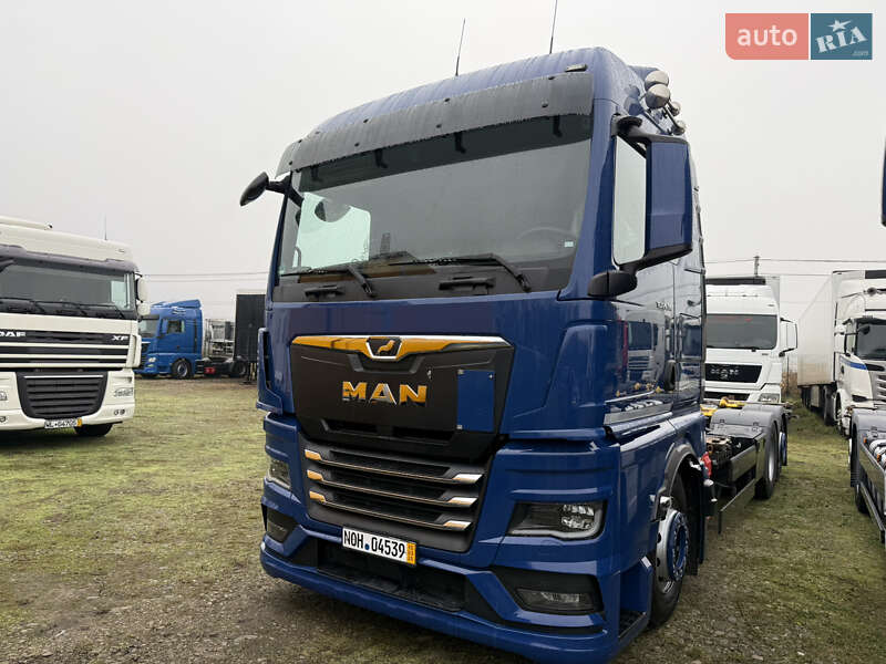 Контейнеровоз MAN 26.530