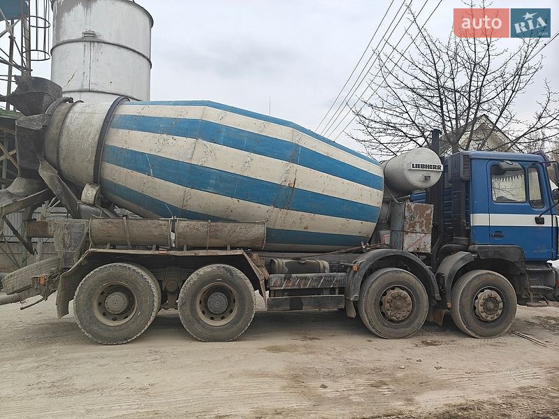 Вантажівки MAN 35.364