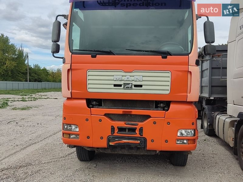 Тягач MAN 35.403