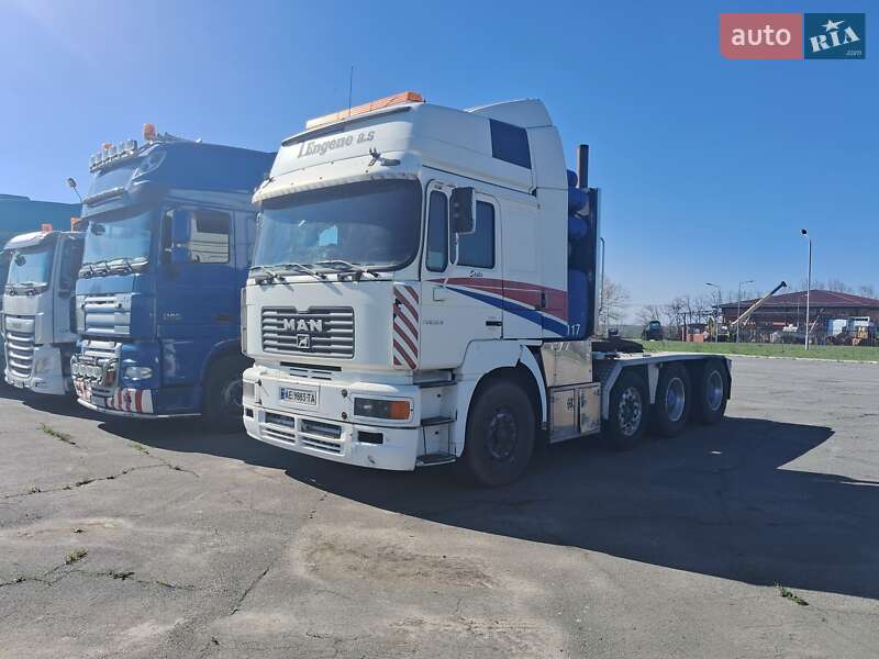 MAN 41 2001