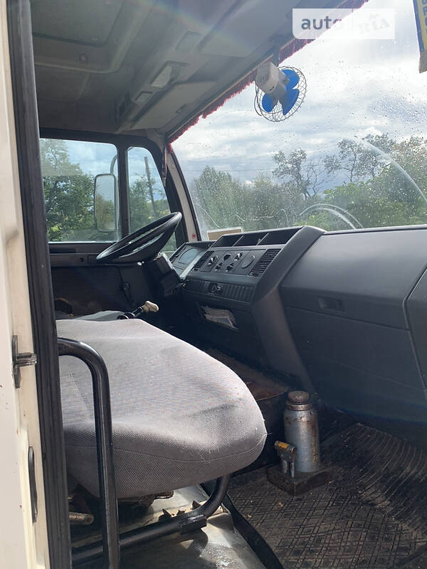 Тентованый MAN 8.163