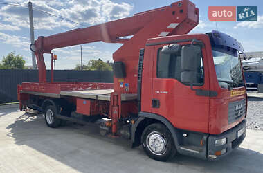 MAN 8.180 Ruthmann 2005