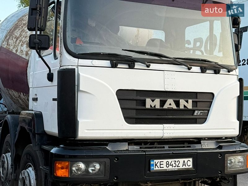 Бетонозмішувач (Міксер) MAN Comandor
