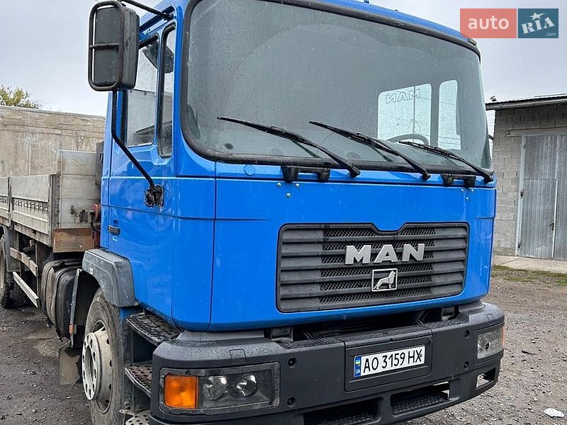 Кран-маніпулятор MAN Comandor
