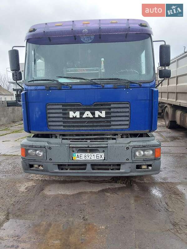 MAN F 2000