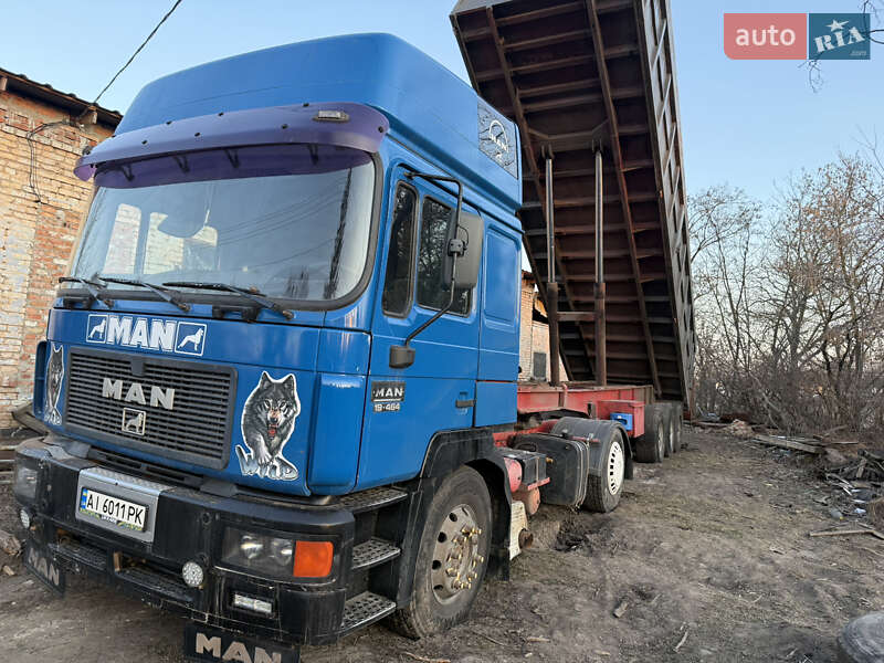 Самоскид MAN F 2000