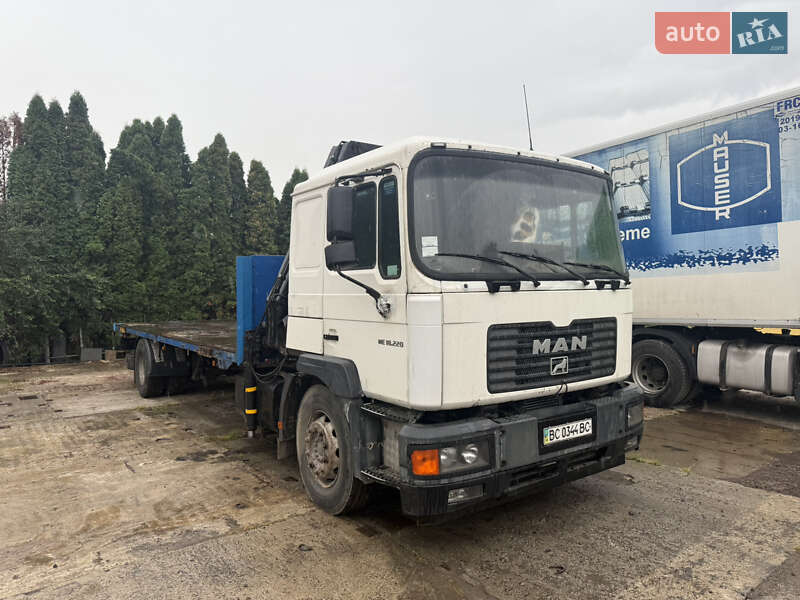 Кран-манипулятор MAN L 2000