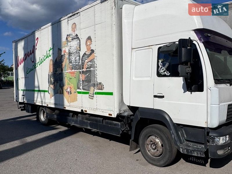 Вантажний фургон MAN L 2000