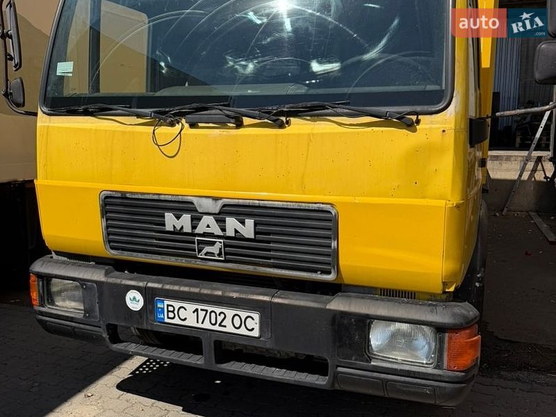 Грузовой фургон MAN L 2000 1996 в Львове