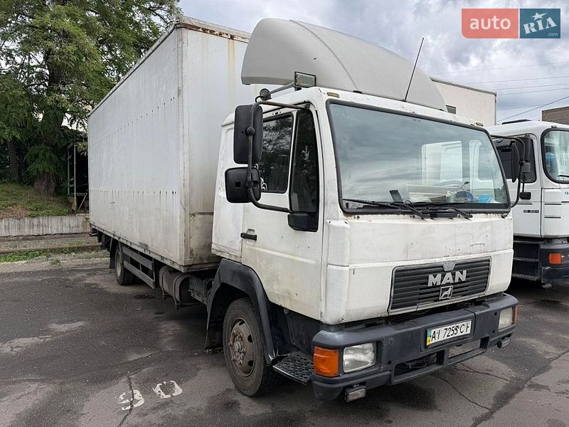 Грузовой фургон MAN L 2000 2002 в Киеве