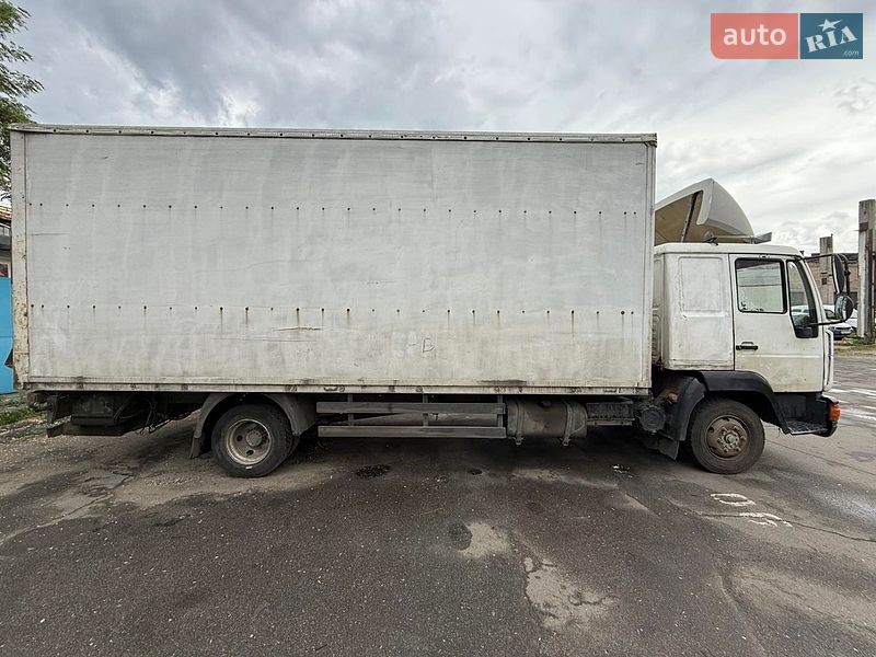 Грузовой фургон MAN L 2000 2002 в Киеве