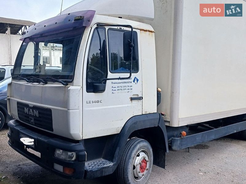 Грузовой фургон MAN L 2000