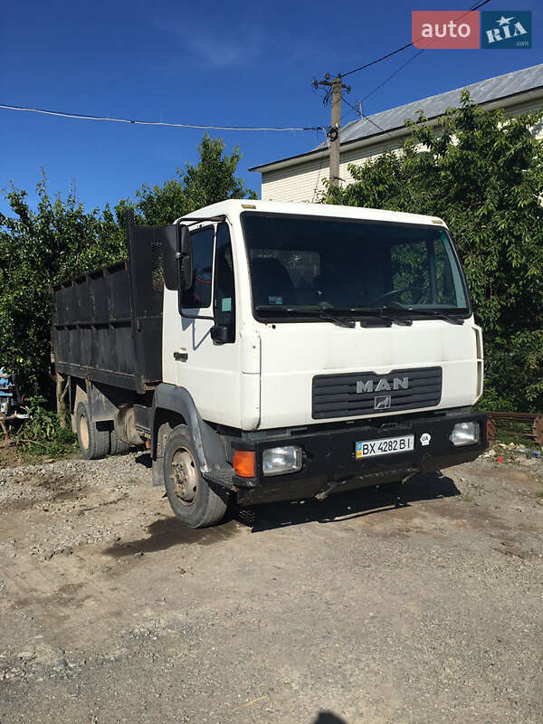 Самосвал MAN LE 8.140