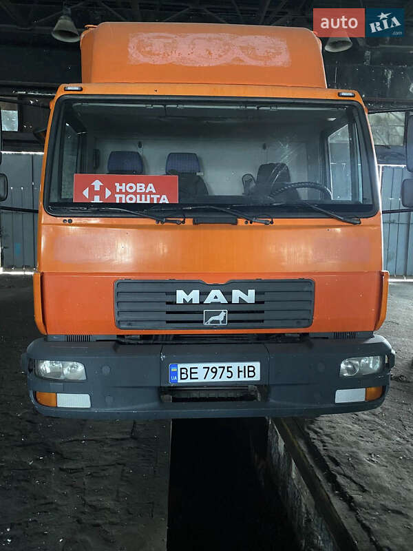 Вантажний фургон MAN LE 8.150