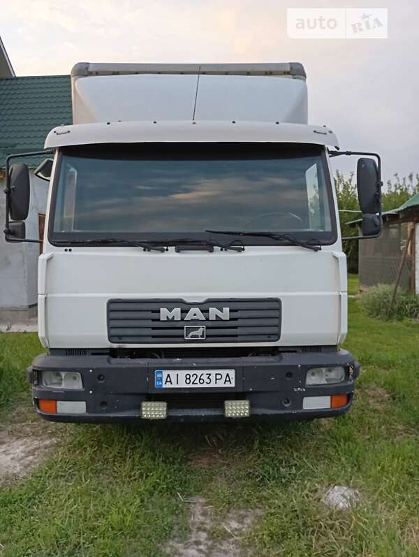 Вантажівки MAN LE 8.155