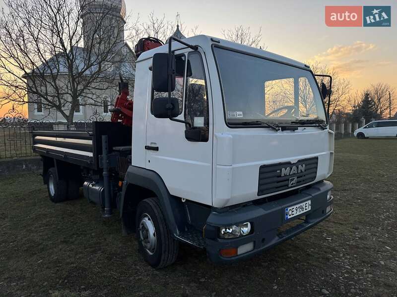 Самосвал MAN LE 8.180