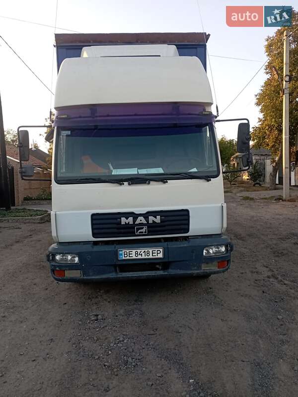MAN LE 8.220