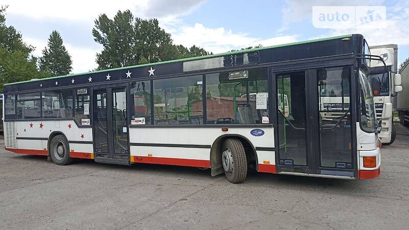 Городской автобус MAN NL 202