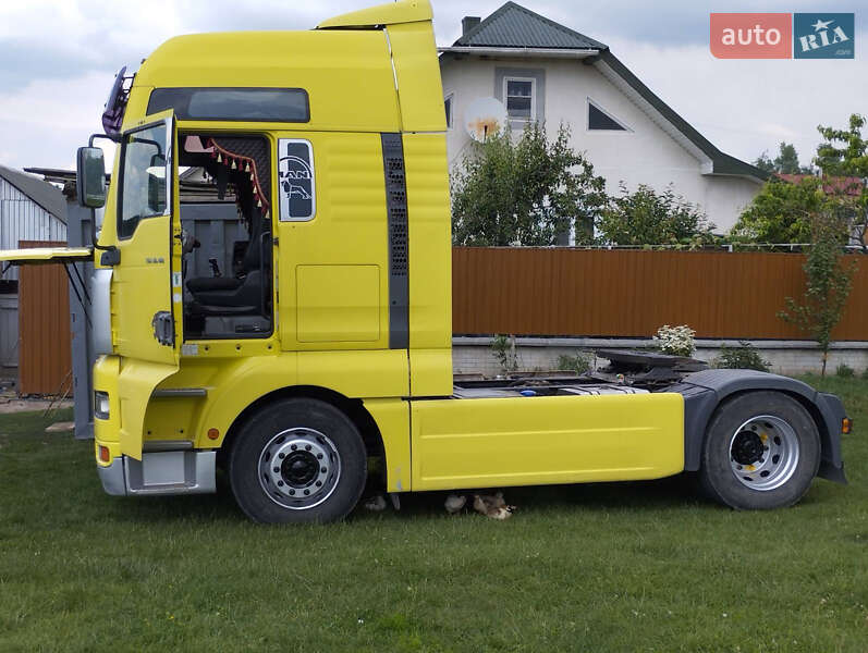 Зерновоз MAN TGA