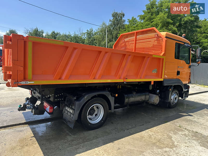 Самосвал MAN TGL