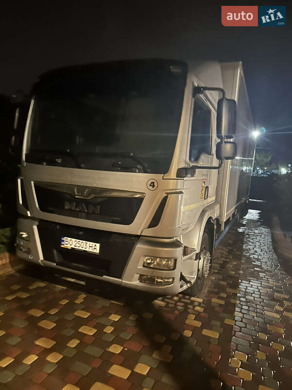 Контейнеровоз MAN TGM