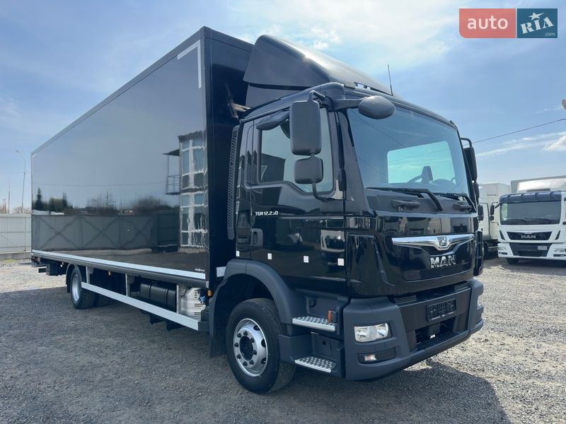 Вантажний фургон MAN TGM