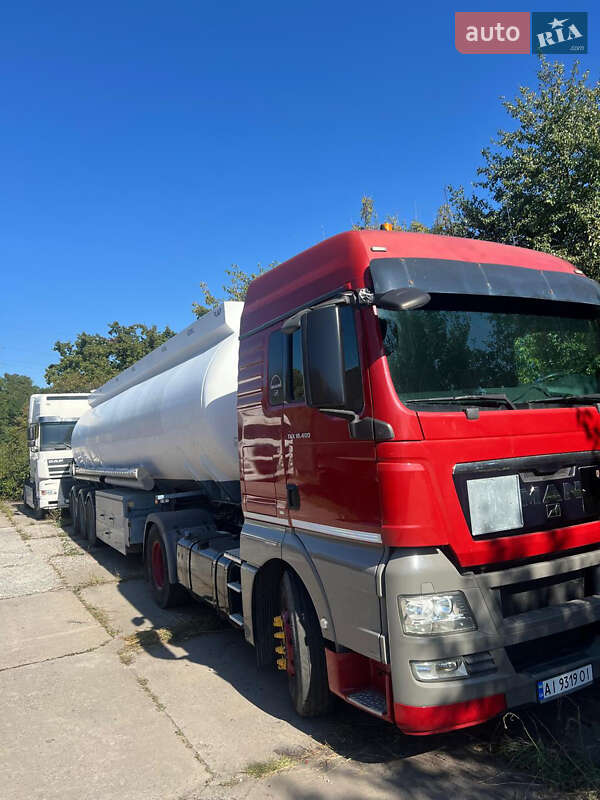 Тягач MAN TGX 18.400