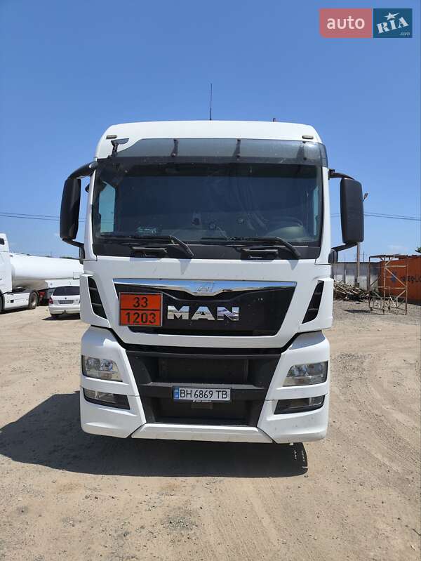 Бензовоз MAN TGX 18.440