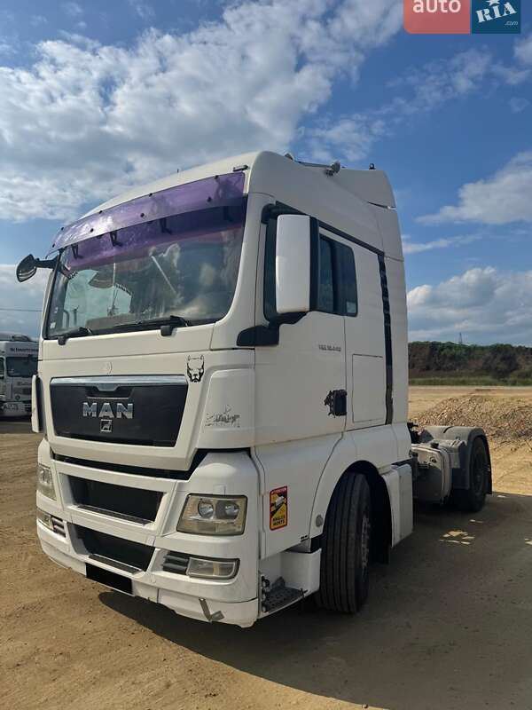 Вантажний фургон MAN TGX 18.440