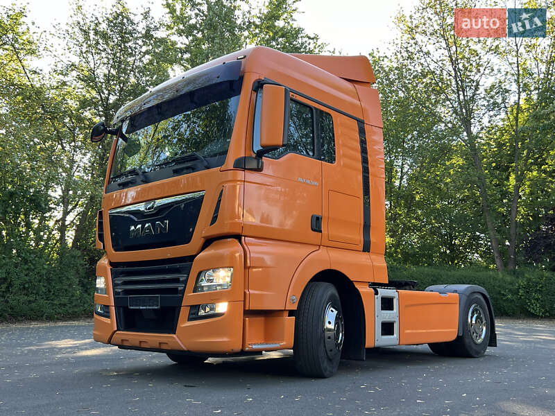 Тягач MAN TGX 18.500