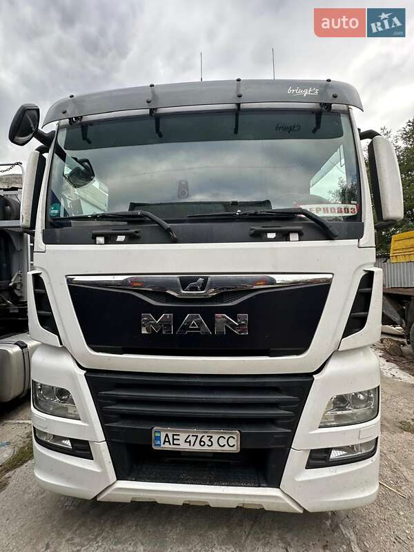Тягач MAN TGX 18.500