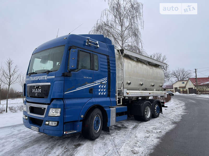 Кормовоз MAN TGX