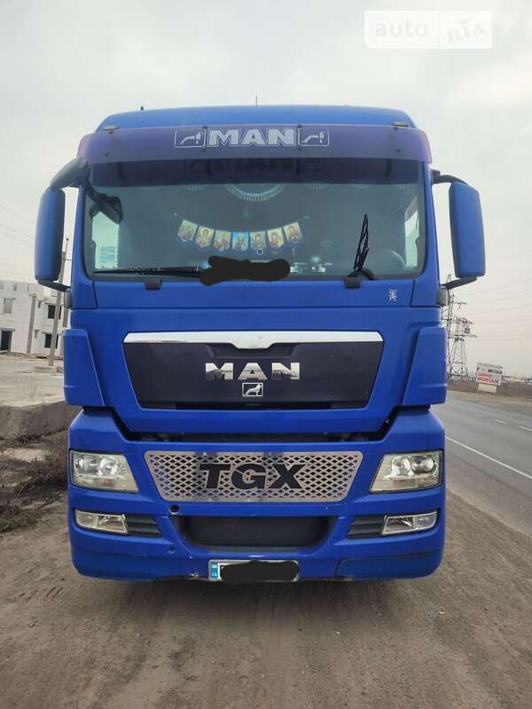 Тягач MAN TGX