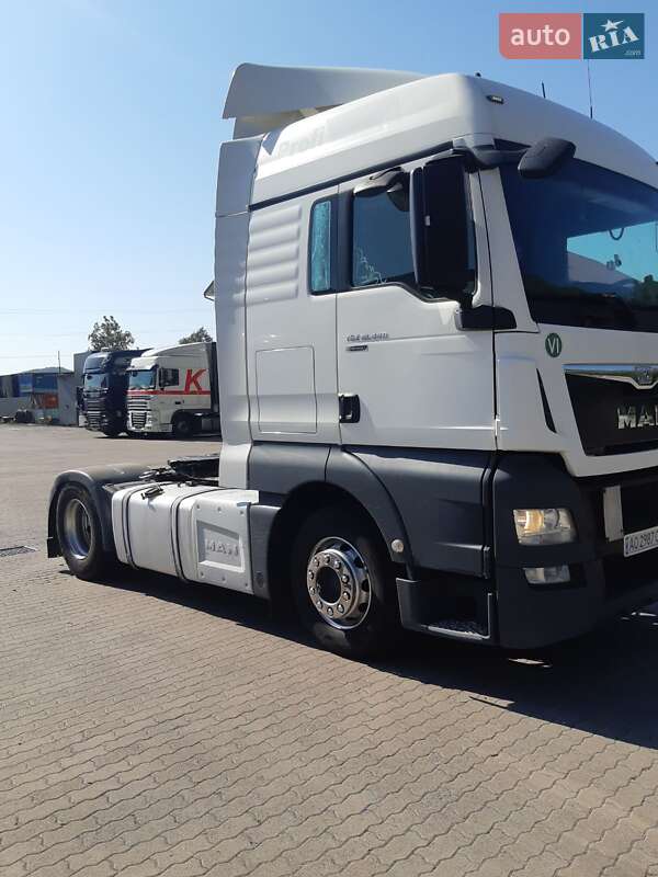 Грузовой фургон MAN TGX