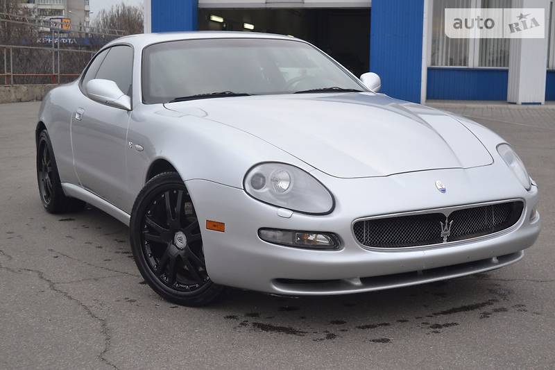 Maserati Coupe 2004 года
