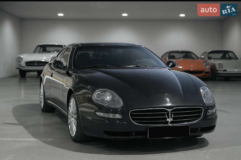 Maserati Coupe