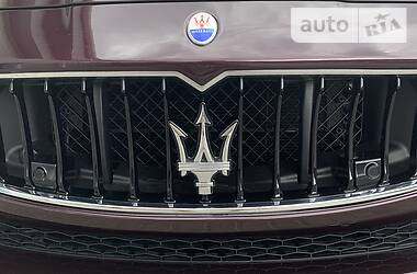 Maserati Ghibli SQ4 2015